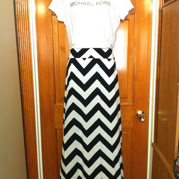 a.n.a Dresses & Skirts - a.n.a Maxi Skirt